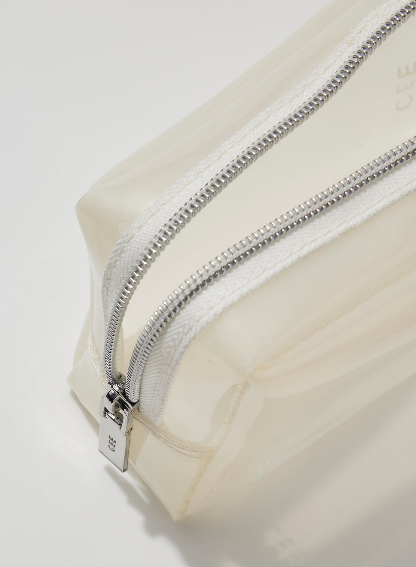MILKY MINI COSMETIC CASE