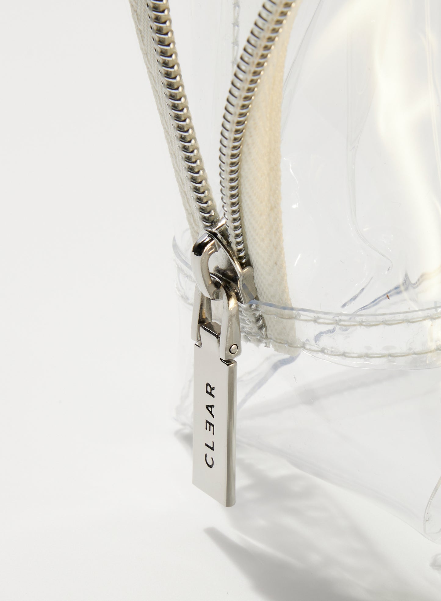 CLEAR LARGE COSMETIC CASE