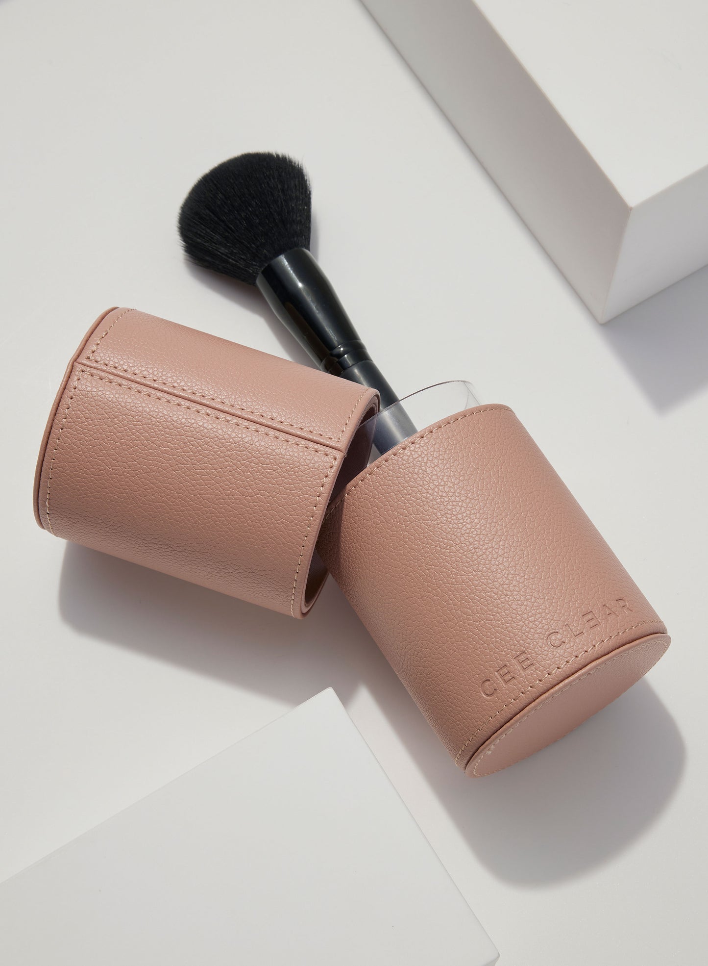 MAKEUP BRUSH CASE BLUSH