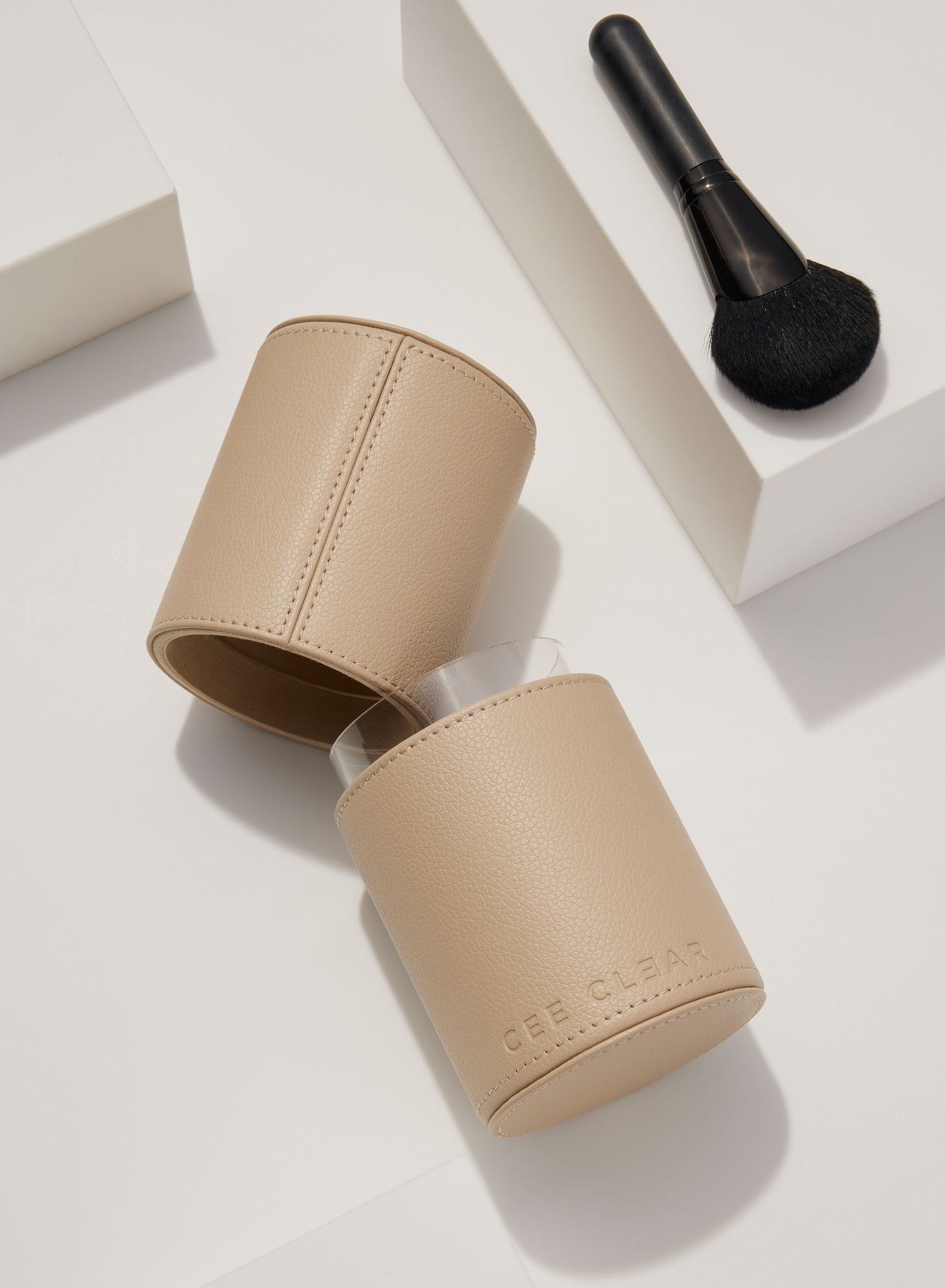 MAKEUP BRUSH CASE NATURAL