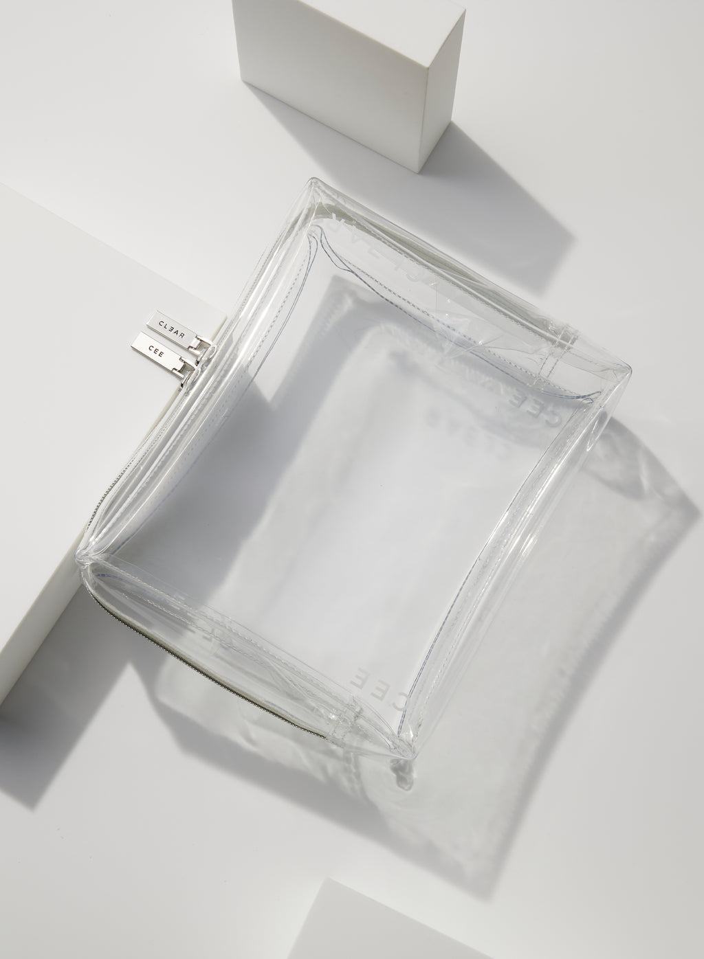 CLEAR LARGE COSMETIC CASE