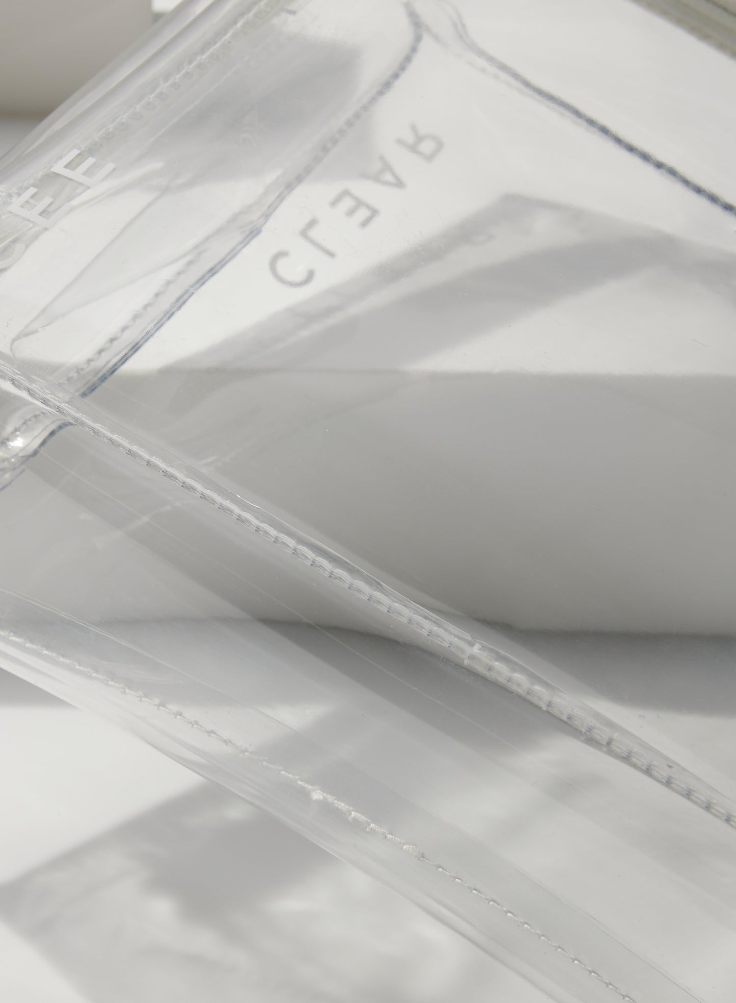 CLEAR LARGE COSMETIC CASE