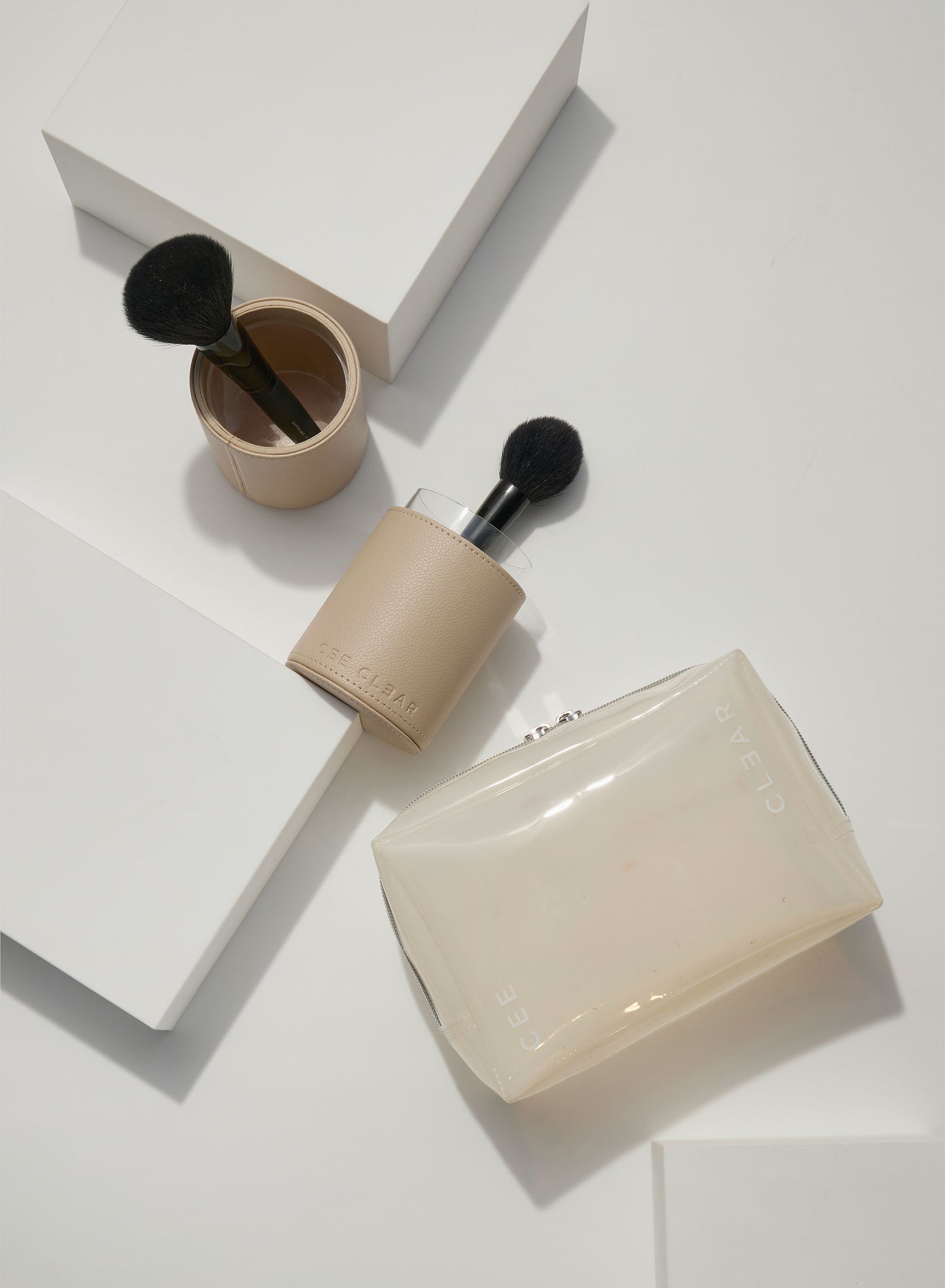 NATURAL BRUSH HOLDER & COSMETIC CASE SET