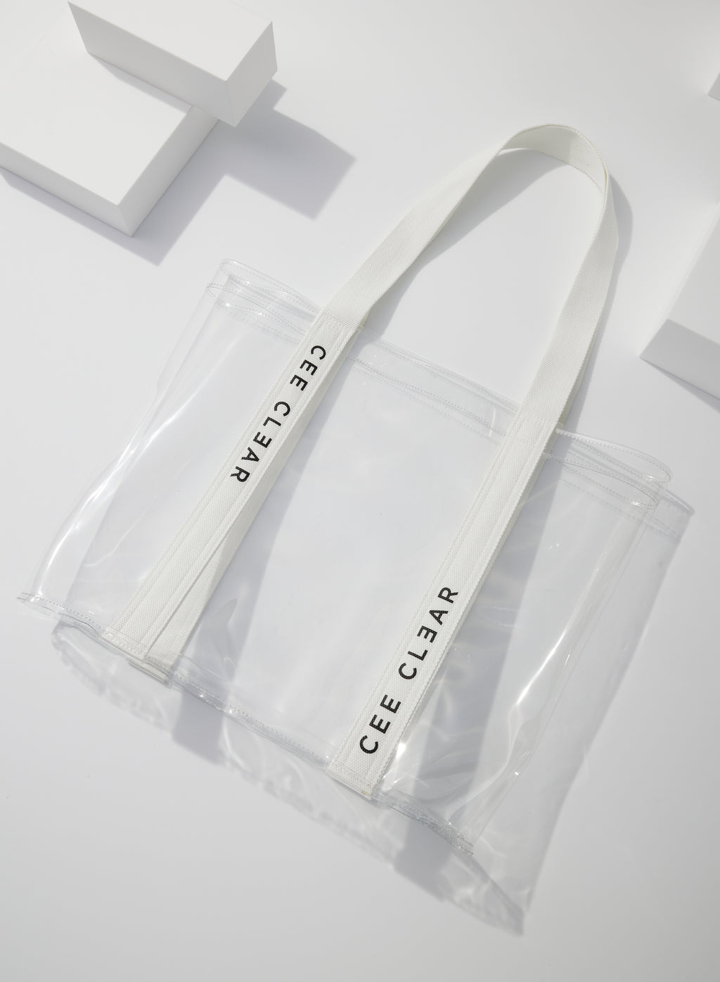 THE CLEAR TOTE BAG